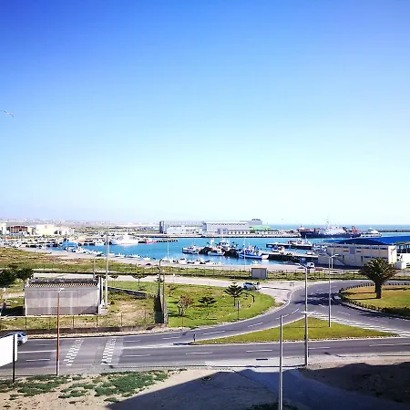 Peniche'S Blue & Yellow Exterior photo